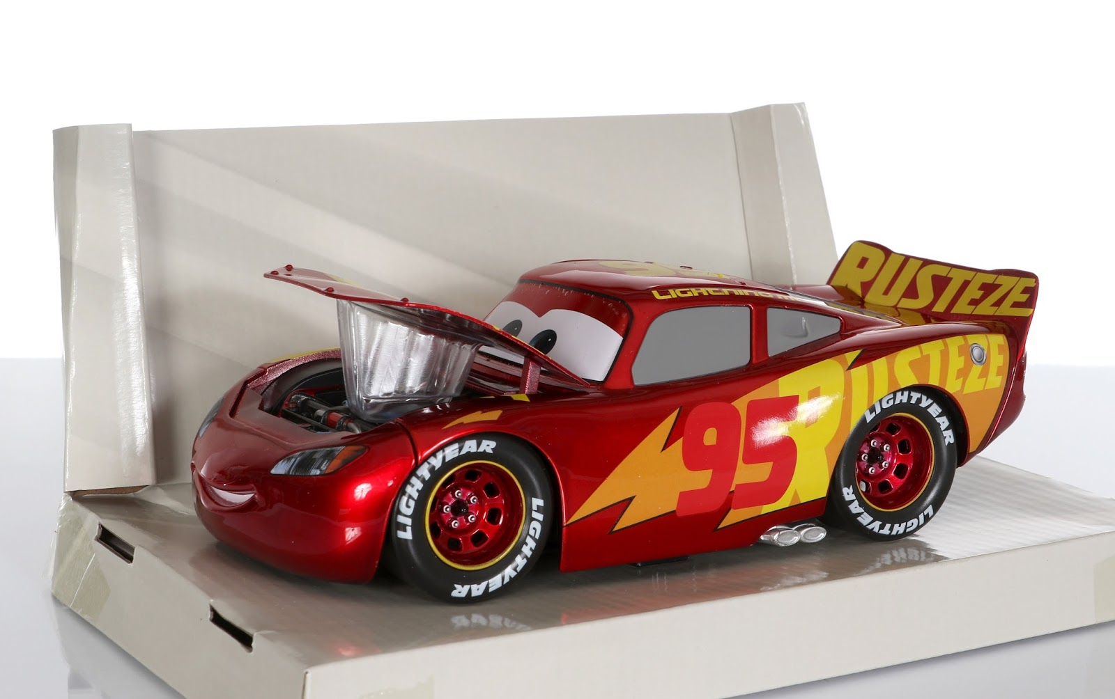  Disney Pixar Cars Rust-Eze Racing Center Lightning McQueen :  Toys & Games