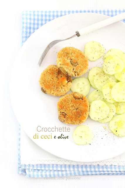 crocchette di ceci, olive e quartirolo