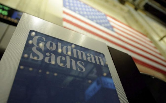 The average payment of Goldman Sachs fell 15 percent