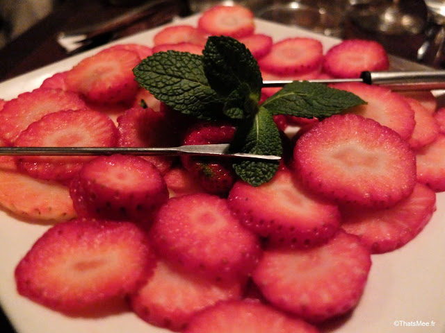 logo bouchon des batignolles resto bar bistrot bar à vins Paris 17eme, dessert fraises