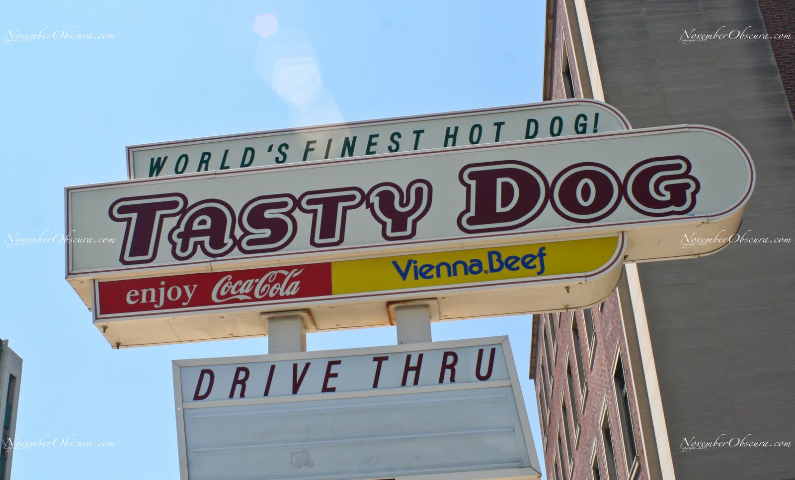 November Obscura: Chicago Food- Tasty Dog- Oak Park