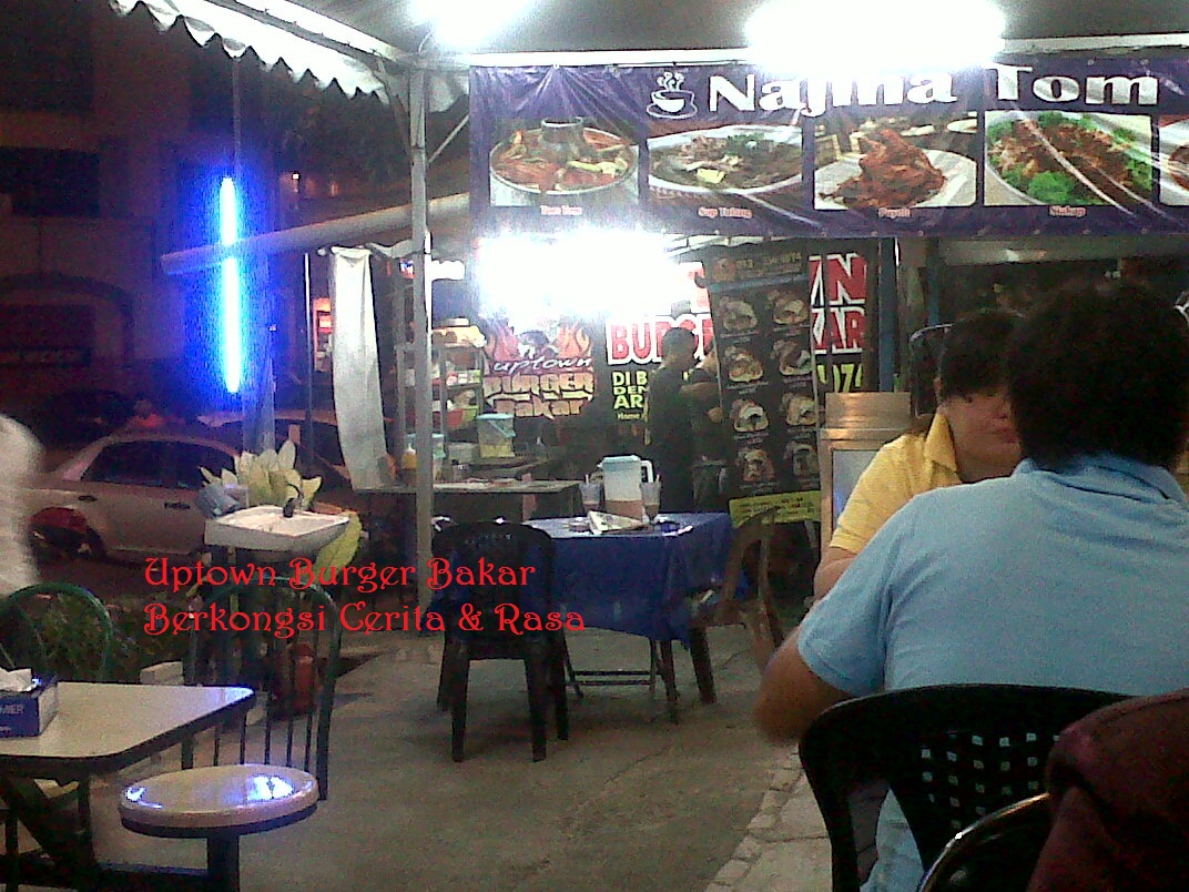 berkongsi cerita & rasa Burger Bakar Uptown, Seksyen 6 Kota Damansara