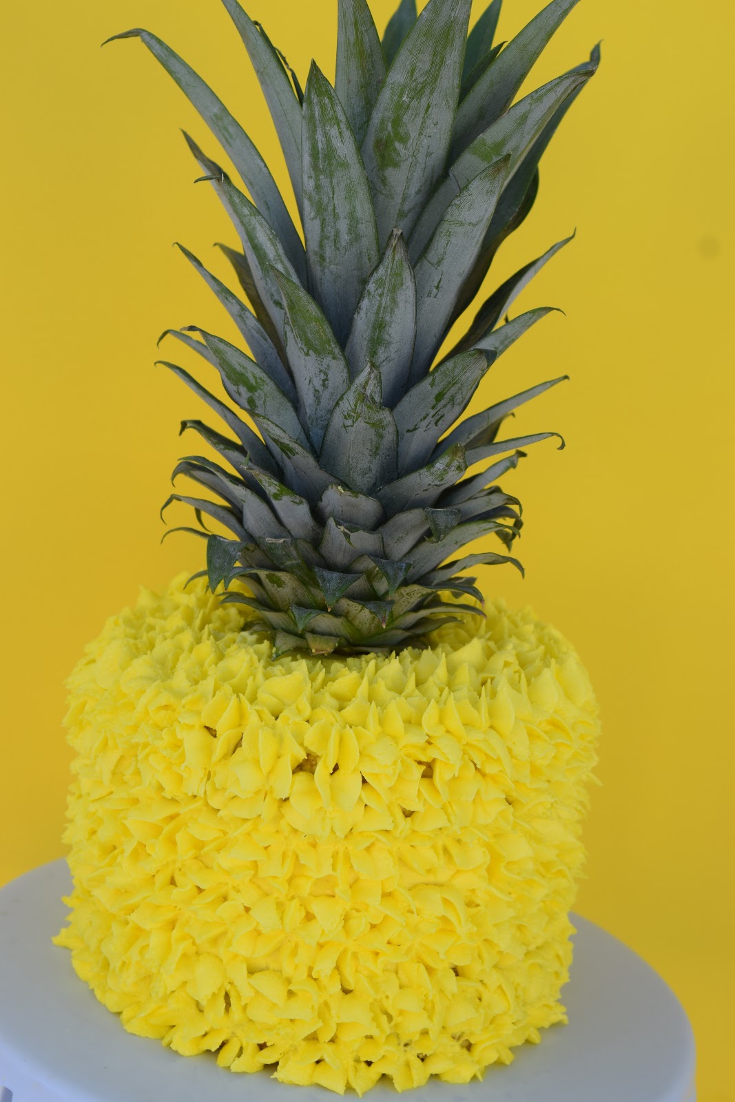 Red Couch Recipes: Pineapple Cake