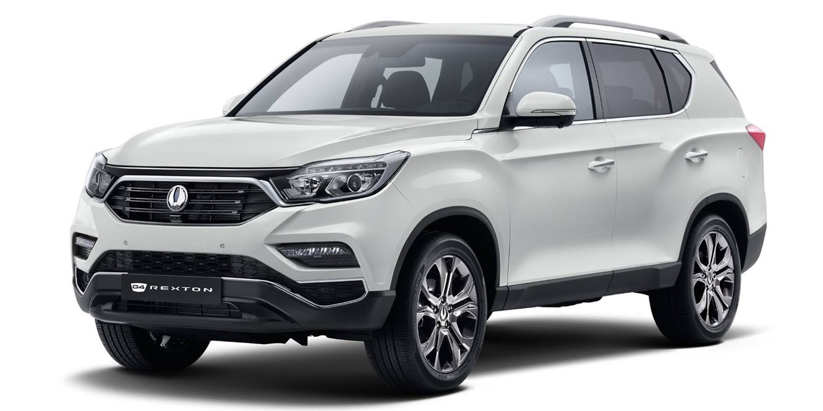 Ssangyong Rexton (SsangYong Rexton): özellikler ve fotoğraflar Ssangyong Rexton (SsangYong Rexton): özellikler ve fotoğraflar
