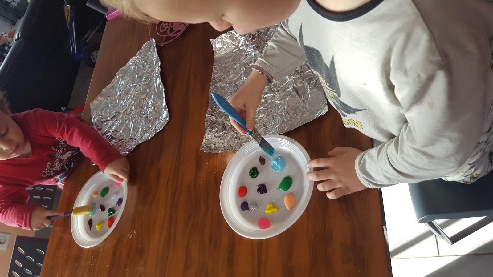 Chez mes petits mecs Peinture sur papier d aluminium