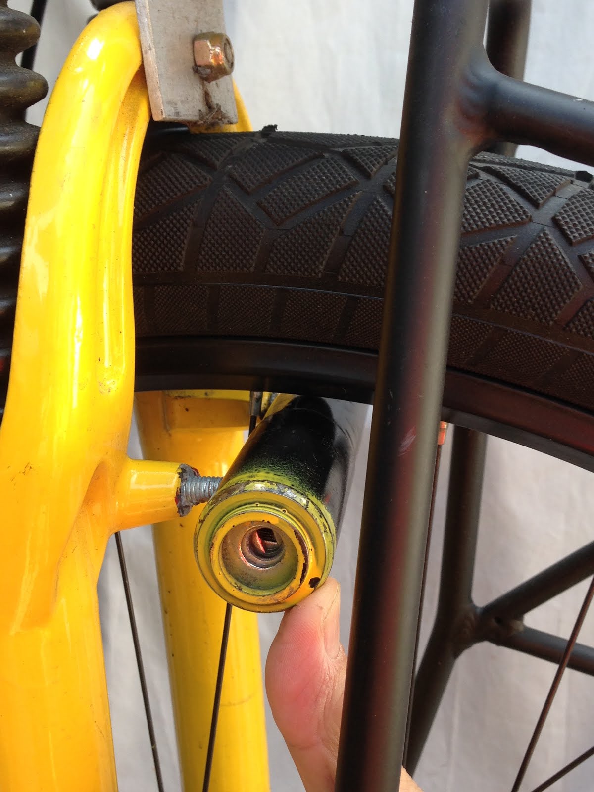 rtLbuiltDIY Front wheel lock modified Kryptonite lock DIY