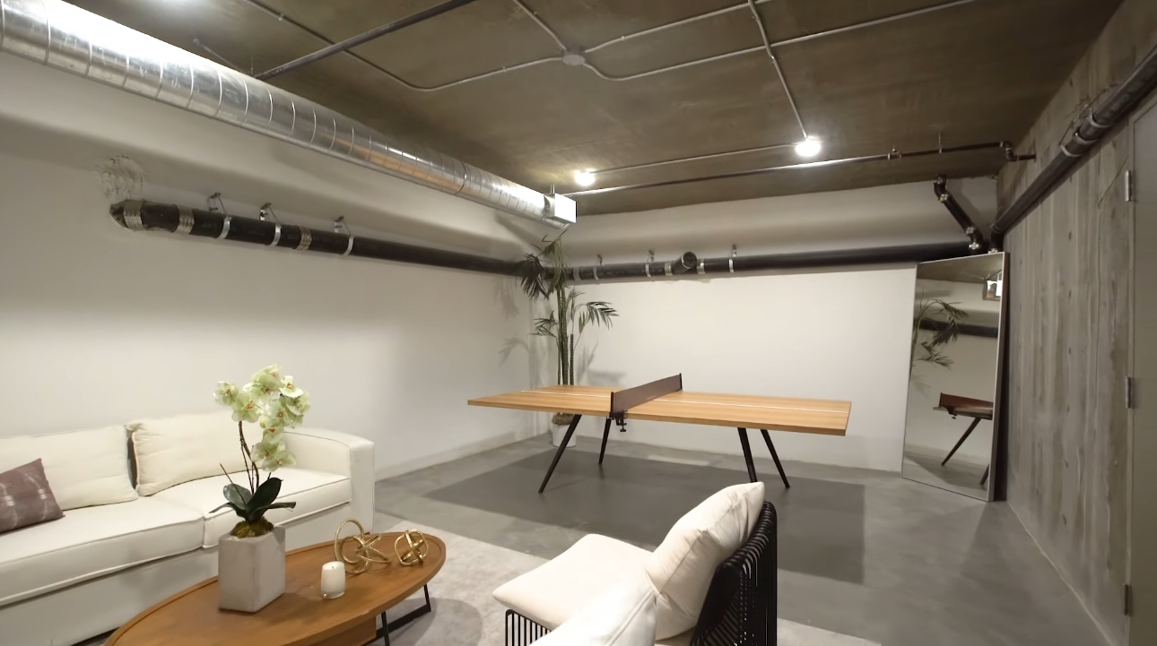 22 Photos vs. 812 HUNTLEY DR #105, West Hollywood CA vs. Luxury Home Interior Design Tour
