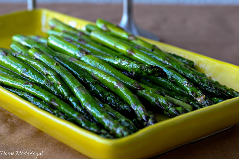 Easy Spicy Sauteed Asparagus