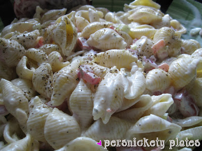 Persnickety Plates: Traditional Macaroni Salad