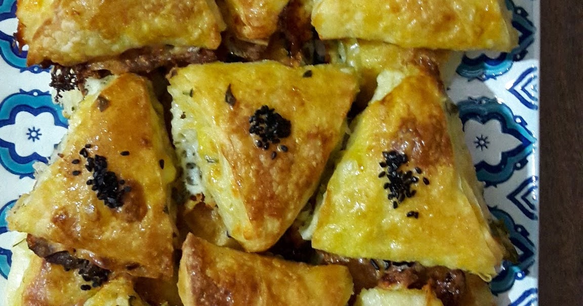 ÜÇGEN BÖREK Çinili Mutfak