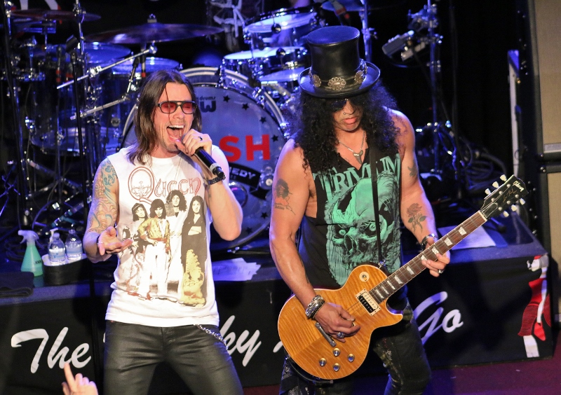 Slash announces world tour dates with Myles Kennedy & The Conspirators