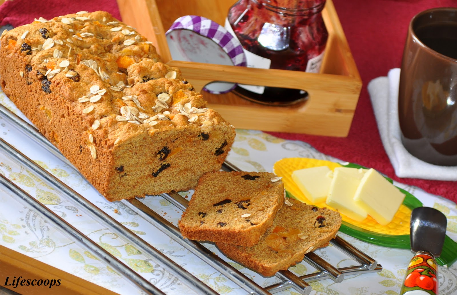 Life Scoops Whole Wheat Apricot and Raisin Bread
