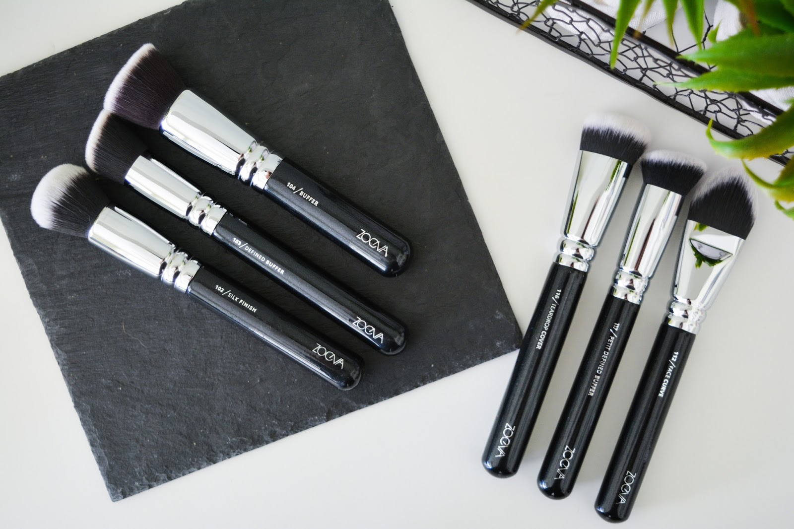 Zoeva Foundation Brushes Pink Ivory Makeup