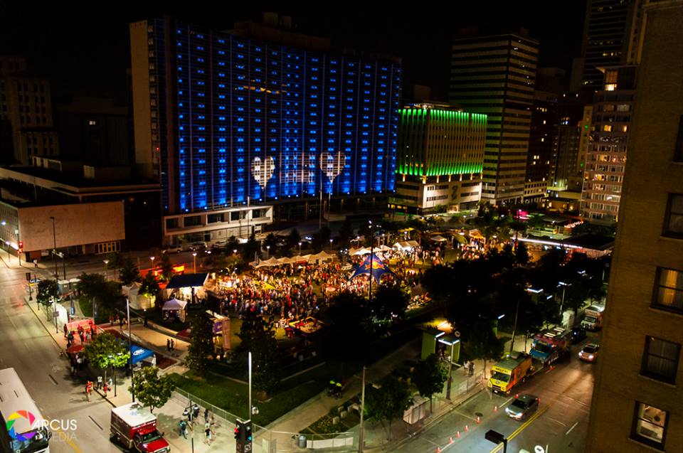 DALLAS LIGHT AND SOUND Two Stages at Razzle Dazzle Dallas Provide