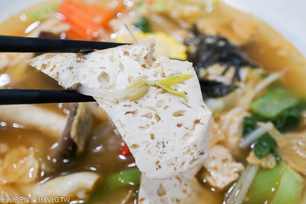 寒山居蔬食|台中北區創意蔬食|臭豆腐臭臭鍋各種滷味好入味|近中國醫 寒山居蔬食|台中北區創意蔬食|臭豆腐臭臭鍋各種滷味好入味|近中國醫