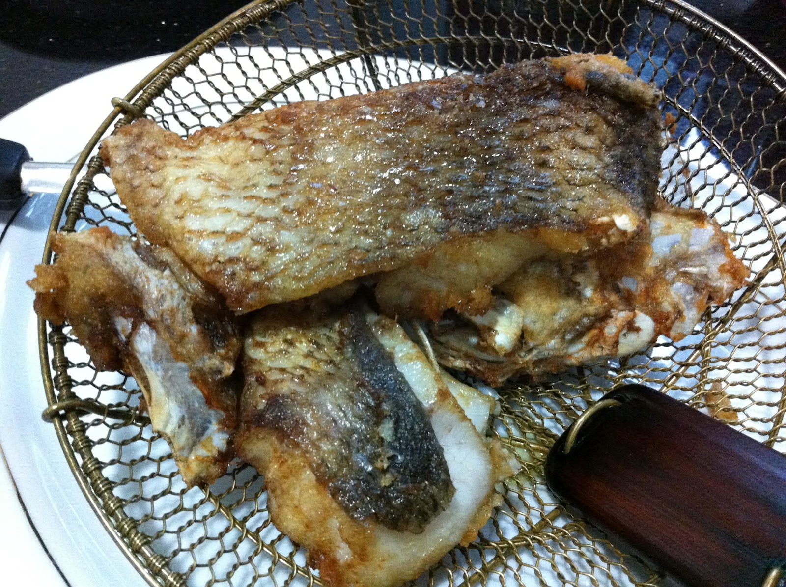 Confessions of a Weekend Cook Braised Fish Head with Leek,Tofu & Roast Pork (Hong Siew Yu Tao)