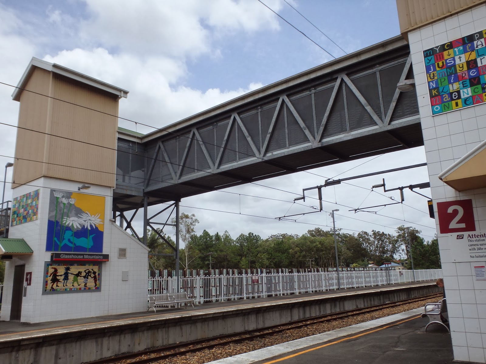trainspotting glasshouse mountains
