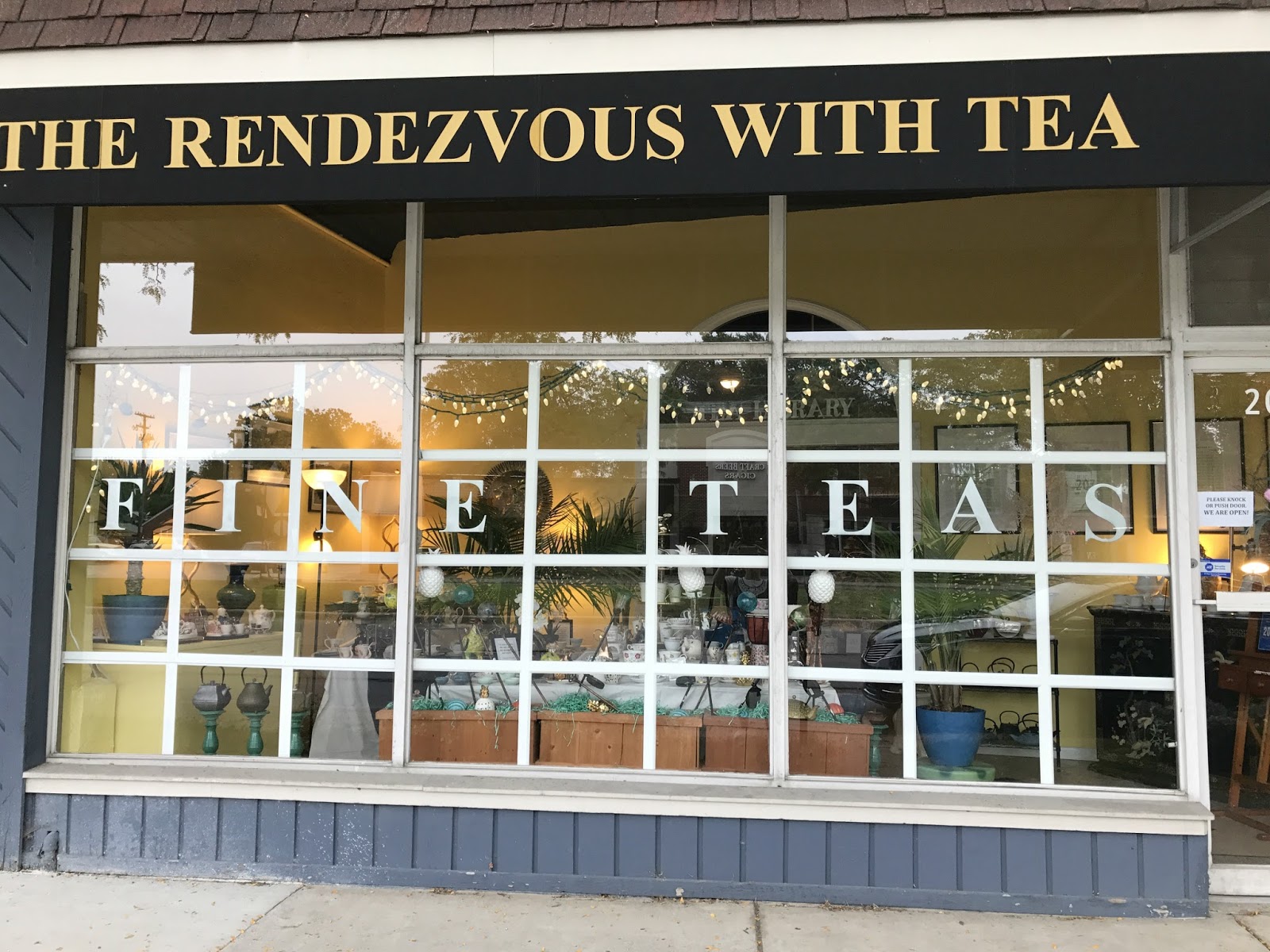 Relevant Tea Leaf Tea Tasting at The Rendezvous With Tea