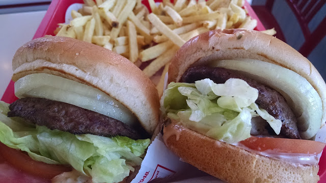 In-N-Out Burger - Barstow, California - Meemaw Eats