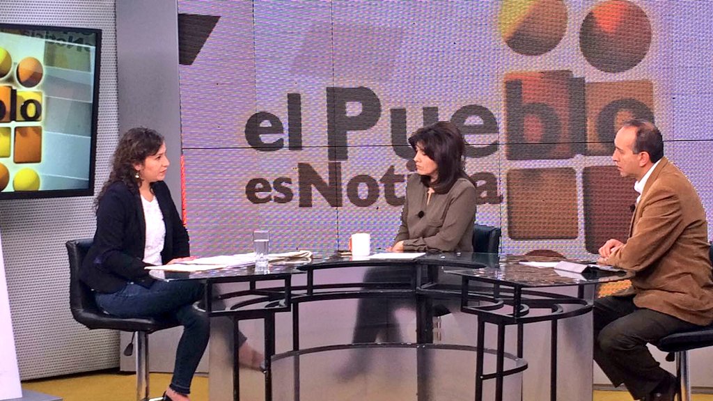 Campero entrevistada por los medios gubernamentales de radio y televisión