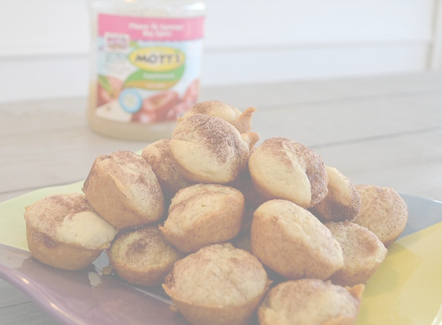YUMMY Mini Applesauce Muffins