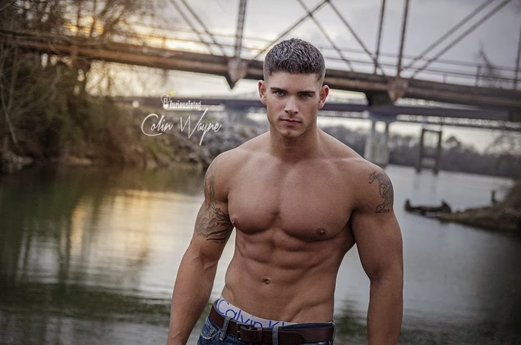 Hunk Colin Wayne