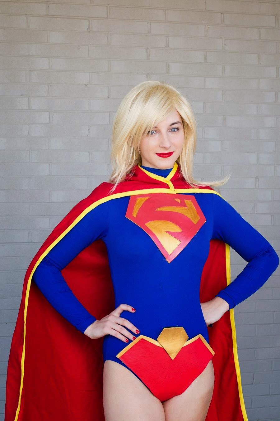 New 52 supergirl cosplay