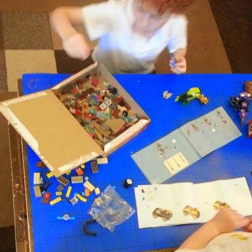 LEGO Juniors and LEGO City instruction leaflets