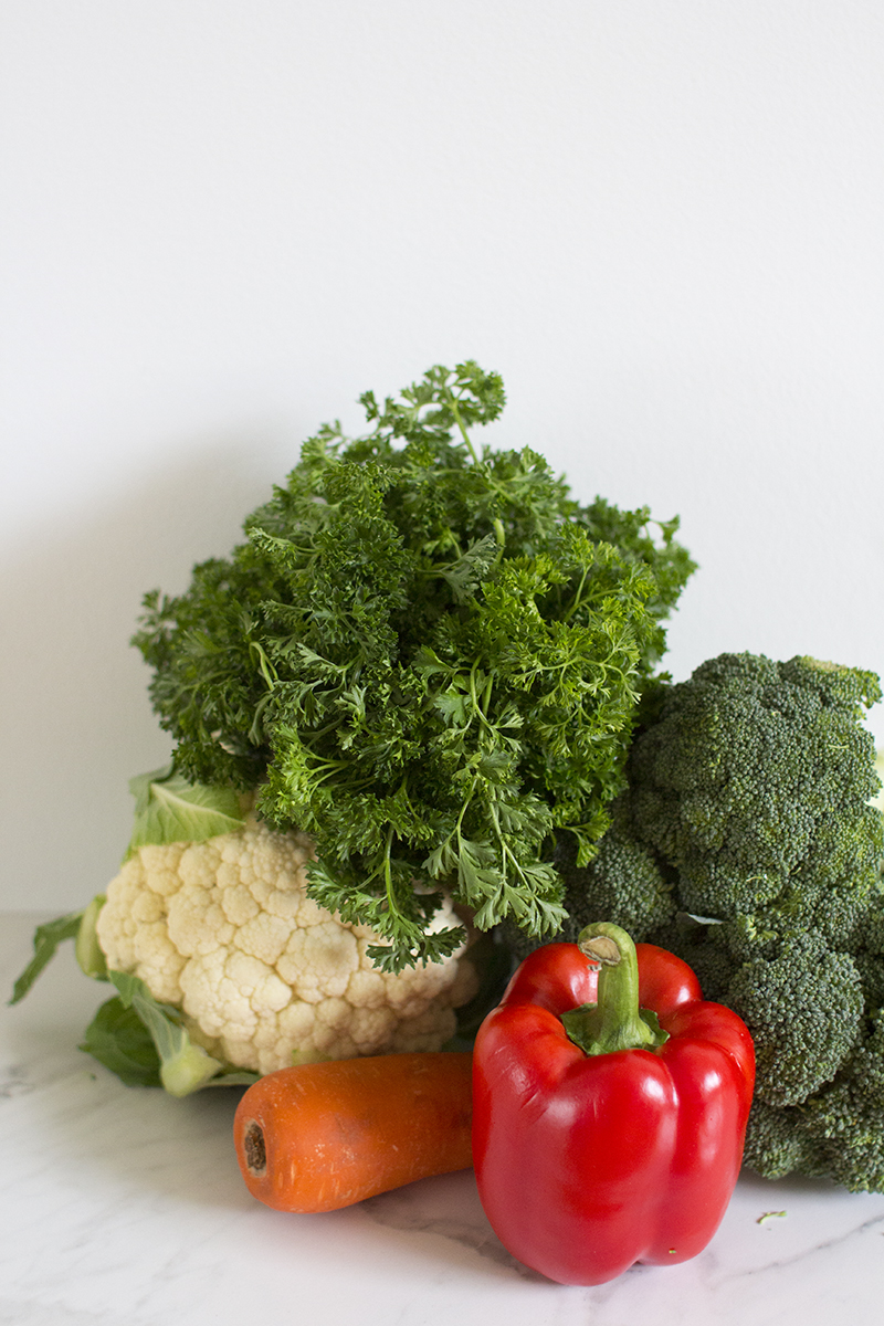 Easy Veggie Square Appetizer / Kastles