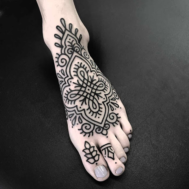 tatuagens femininas para os pés tatuagens femininas para os pés