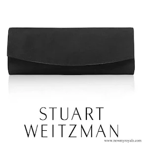 Kate Middleton carried Stuart Weitzman Muse clutch