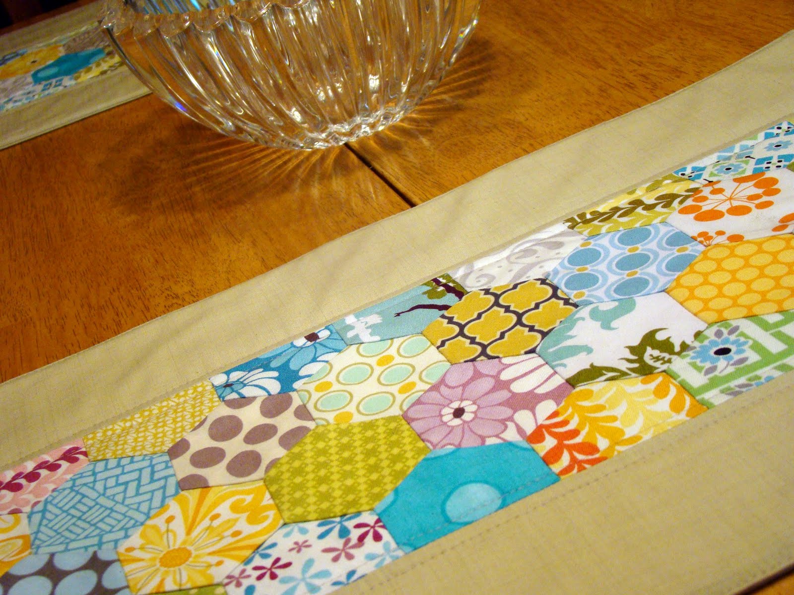 SewCraftyJess Accuquilt GO! Hexagons Placemat Tutorial