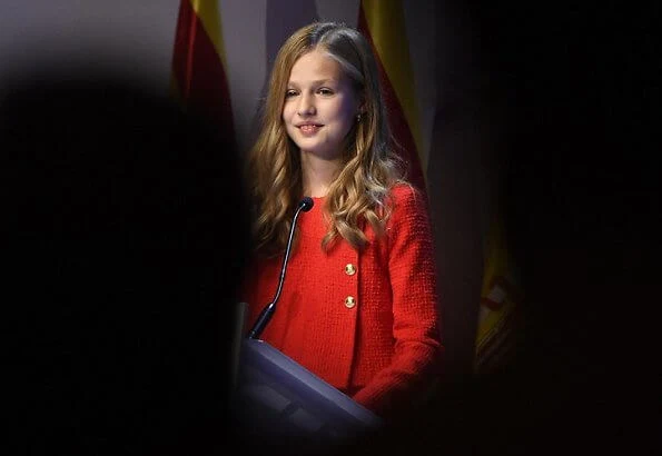 Queen Letizia wore Pertegaz suit, blazer and trousers. Crown Princess Leonor wore and red gold button blazer and skirt, Sofia wore white dress