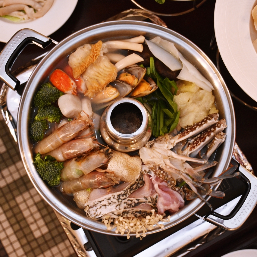 chinese new year steamboat ingredients