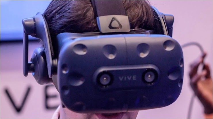 VR очки HTC Vive от компании Valve HTC Vive от компании Valve