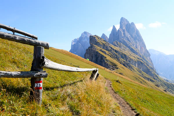 Family hike to the Pieralongia mountain pasture