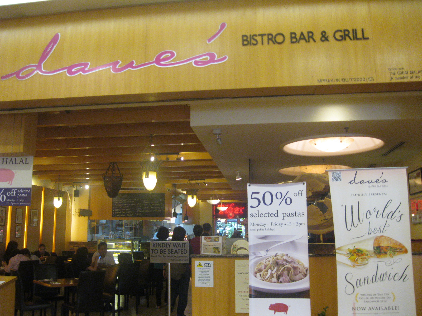 at Dave's bistro bar & grill, 1U