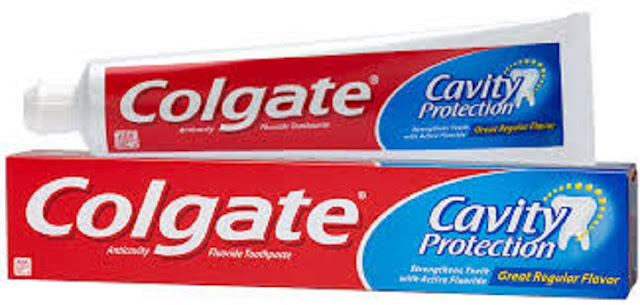 UN QUÍMICO QUE SE ENCUENTRA EN LA PASTA DE DIENTES COLGATE PUEDE CAUSAR CÁNCER UN QUÍMICO QUE SE ENCUENTRA EN LA PASTA DE DIENTES COLGATE PUEDE CAUSAR CÁNCER