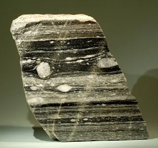Batuan Sedimen dan Metamorf Pembentuk Kerak Bumi