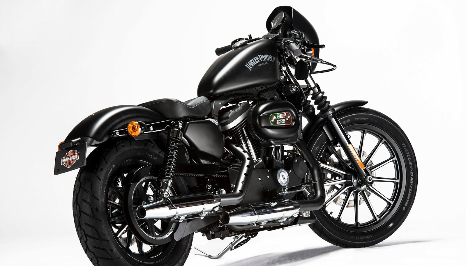 Rokenrol.si/Badass 2013 HarleyDavidson Sportster Iron 883