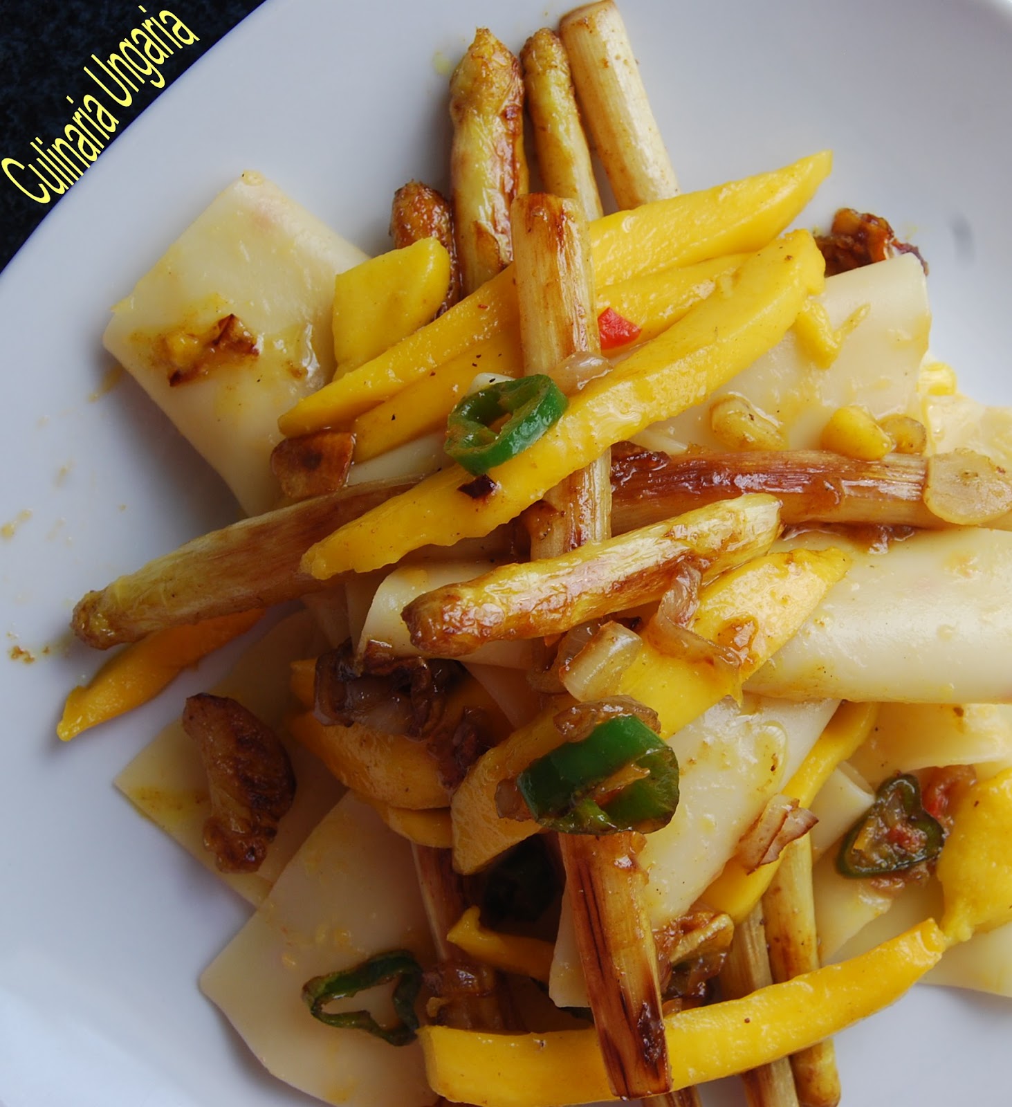 Spargel-Lasagne mit Mango-Soße-Bild