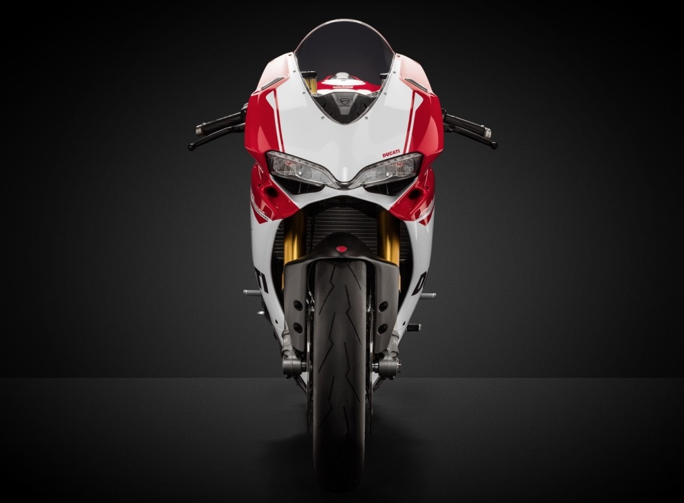 Hanya diproduksi 500 unit . . Ducati resmi merilis Panigale S 1299 Anniversario untuk merayakan hari jadinya yang ke 90