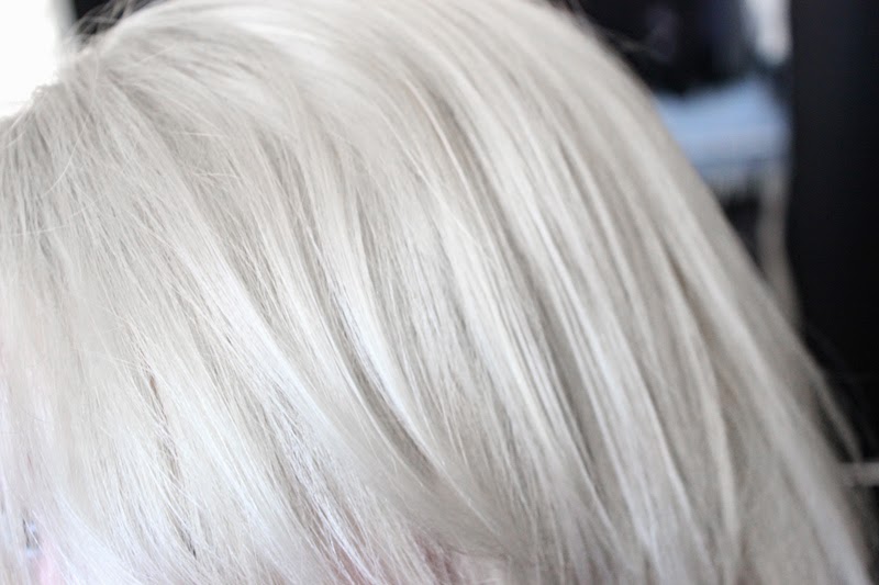 Redken Blonde Idol Custom-Tone Violet Conditioner - wide 1