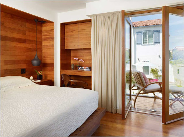 Coolste-kleine-Schlafzimmer-Innenarchitektur-mit-einer-Holzwand