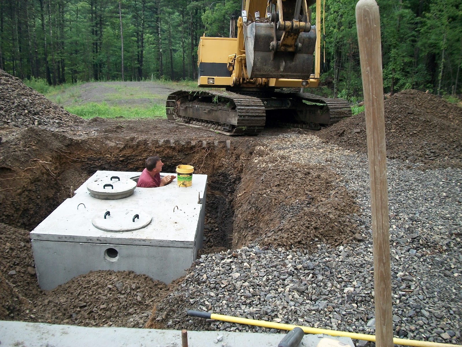 Girl Builds House Sealing septic tank