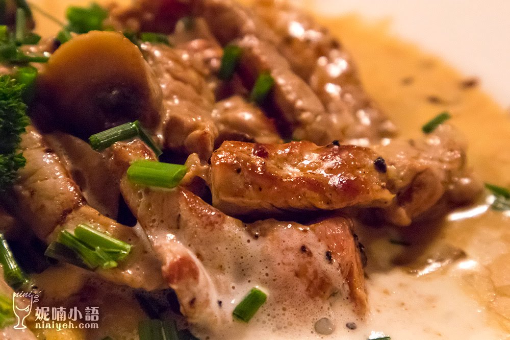 【琉森美食推薦】Restaurant Fristschi。超齊全中文菜單點餐必吃小牛肉 【琉森美食推薦】Restaurant Fristschi。超齊全中文菜單點餐必吃小牛肉