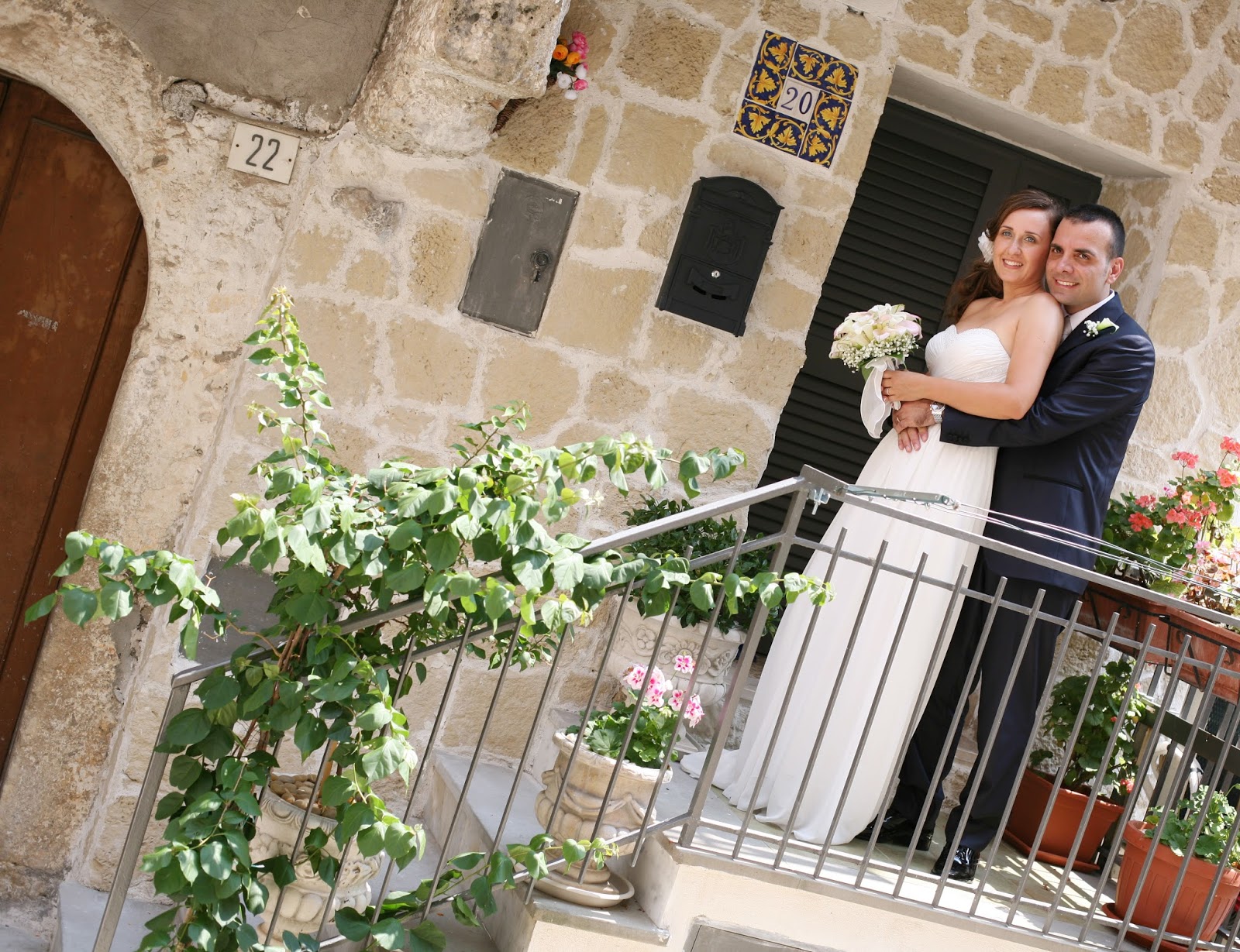 http://www.ilblogdisposamioggi.com/2015/03/matrimonio-stile-grecia.html