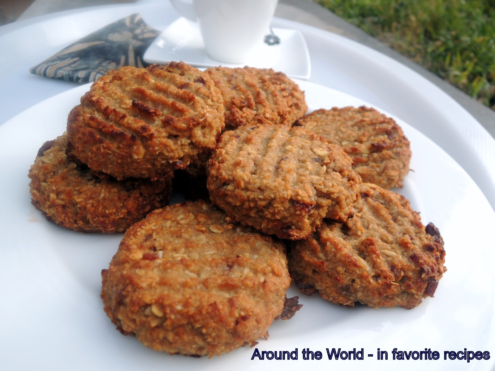 Around the World - in favorite recipes: No sugar, flour, eggs and dairy