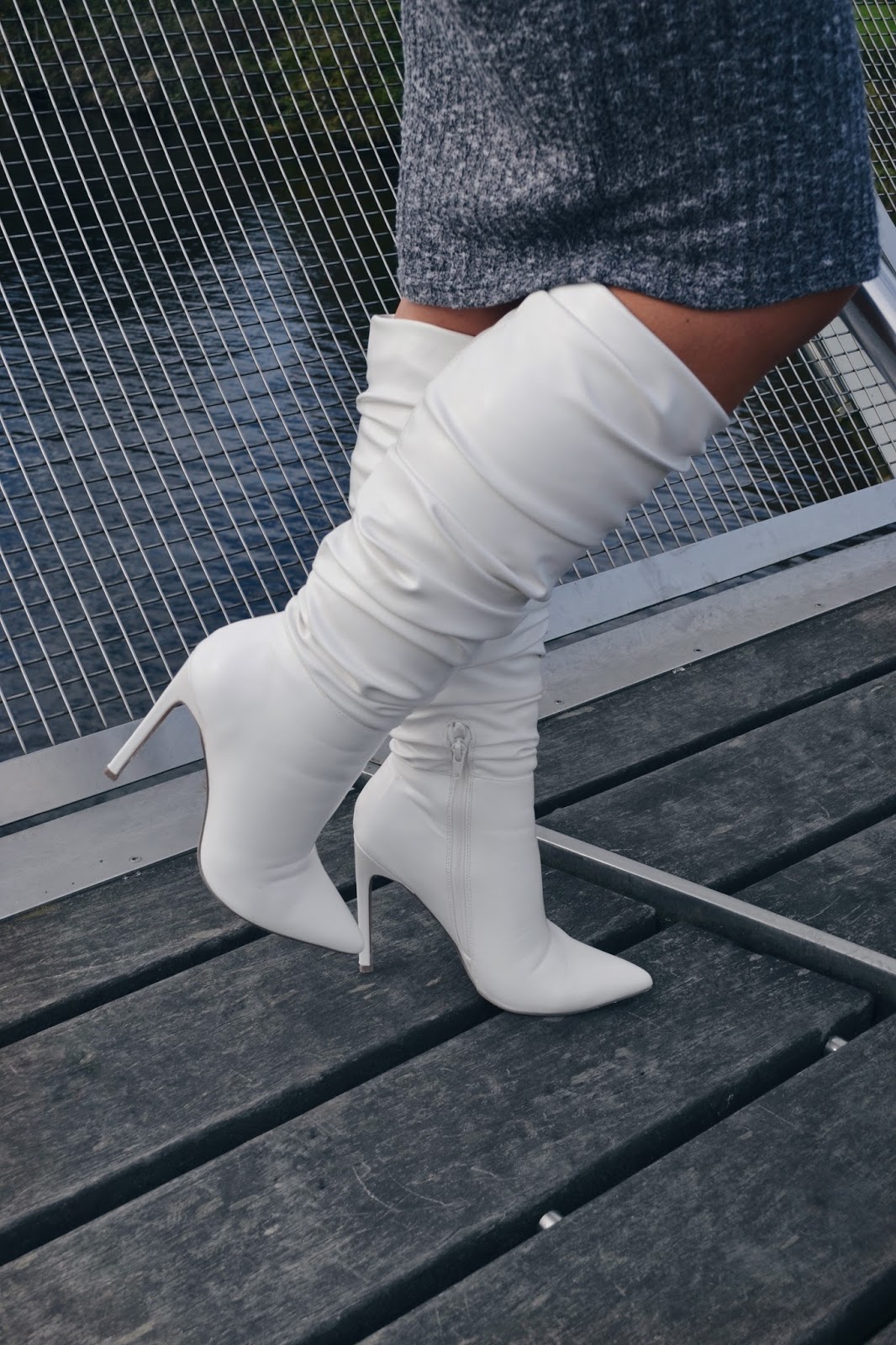 #OOTD: WHITE SLOUCH BOOTS ARE SASSY AF | Mabel Goulden