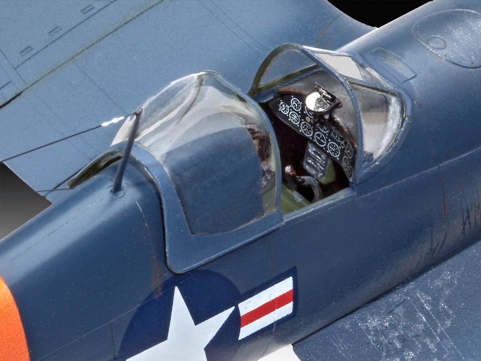Revell F4U-4 Corsair #03955
